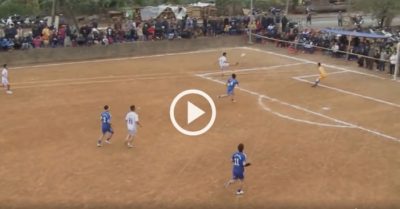 Video: Trận bóng đá đỉnh cao của giải làng, rất chuyên nghiệp và đáng xem