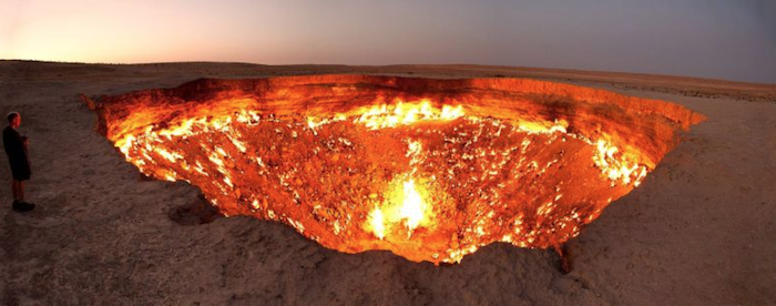 Hố khí tự nhiên được mệnh danh là cổng địa ngục tại Turkmenistan (ảnh: Linkedin).