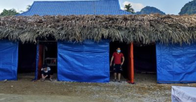 Thanh Hóa: Hết khoá cổng lại dựng lều cách ly người về quê ăn Tết