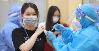 Vì sao nhiều người đã tiêm đầy đủ vẫn mắc Covid?