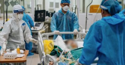 Cập nhật tối 21/2: Xấp xỉ 5 vạn F0/ngày, kit test nhanh tăng giá mạnh; Vài triệu đồng, lấy ‘bằng đại học’ cấp tốc