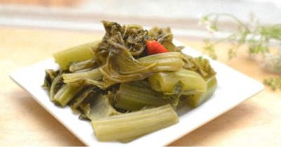 Những mặt lợi và hại của dưa muối đối với sức khoẻ con người