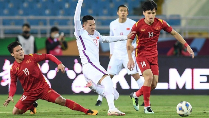 Sau trận thua Việt Nam vào ngày 1/2/2022, các cầu thủ Trung Quốc bị nghi bán độ (ảnh chụp màn hình Dân Trí).