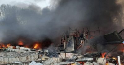 Kiev rúng động vì nhiều tiếng nổ, giằng co quyết liệt sân bay chiến lược