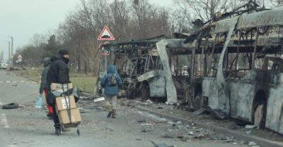 Ông Putin yêu cầu Mariupol phải đầu hàng, Nga ngừng bắn mở hành lang nhân đạo