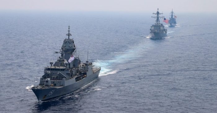 Chiến hạm Mỹ, Nhật, Australia ồ ạt diễn tập chung ở Biển Đông