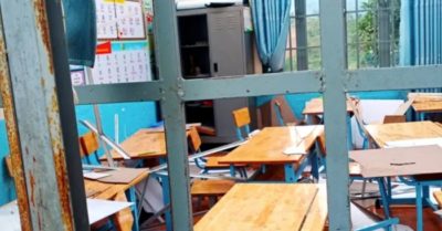 Lâm Đồng: Lốc xoáy càn quét, làm tốc mái phòng học, 3 học sinh bị thương