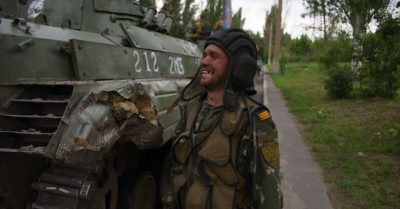 Nga rút lui hoàn toàn khỏi nhà máy điện hạt nhân Chernobyl