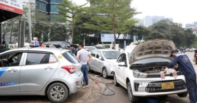 Cập nhật tối 30/5: Garage ôtô quá tải sau trận mưa lớn ở Hà Nội; Hàng trăm thiết bị đo nồng độ cồn của CSGT nguy cơ lệch chuẩn