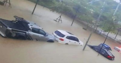 Cập nhật tối 24/5: Bắc Ninh, Bắc Giang ngập lênh láng, ôtô bơi trong nước; Quốc gia đầu tiên cách ly người mắc đậu mùa khỉ