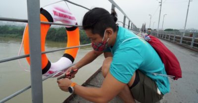 Vừa lắp đặt, nửa số phao cứu sinh trên các cây cầu qua sông Hồng bị lấy cắp