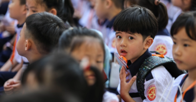 Cẩn trọng với các khoản thu đầu năm học